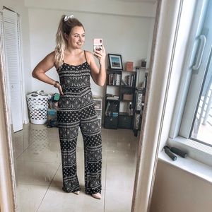 Light Weight Wide Leg Boho Jumper Forever21 Size S